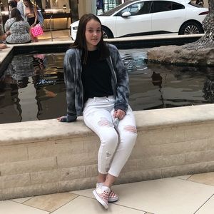 Meet your Posher, Lindsay